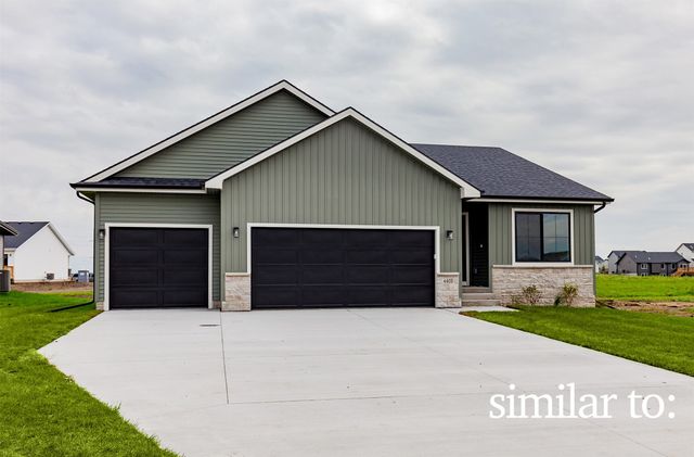 2906 Myron Street, Norwalk, IA 50211