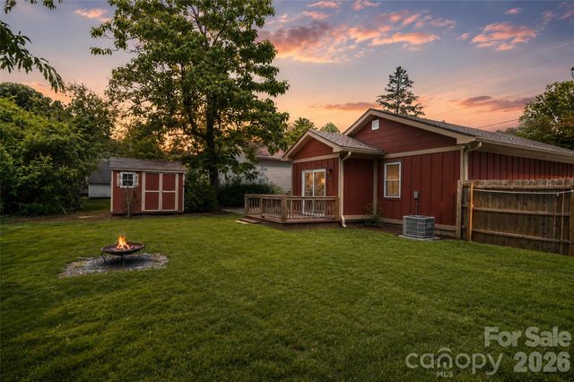 166 Outland Avenue, Brevard, NC 28712