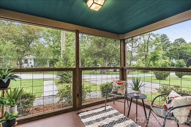 166 Outland Avenue, Brevard, NC 28712