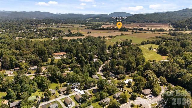 166 Outland Avenue, Brevard, NC 28712