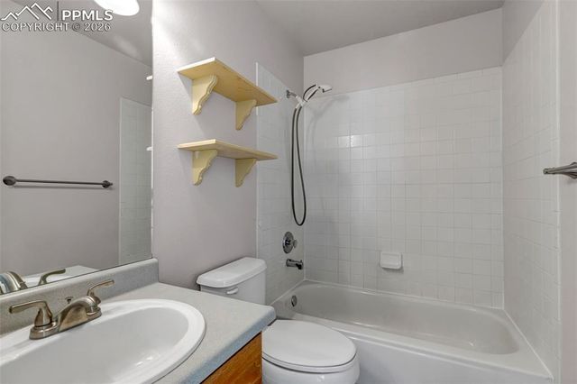 2375 Lisa Drive, Colorado Springs, CO 80915