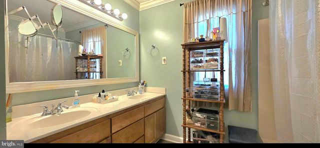 6421 INWOOD DR, Springfield, VA 22150