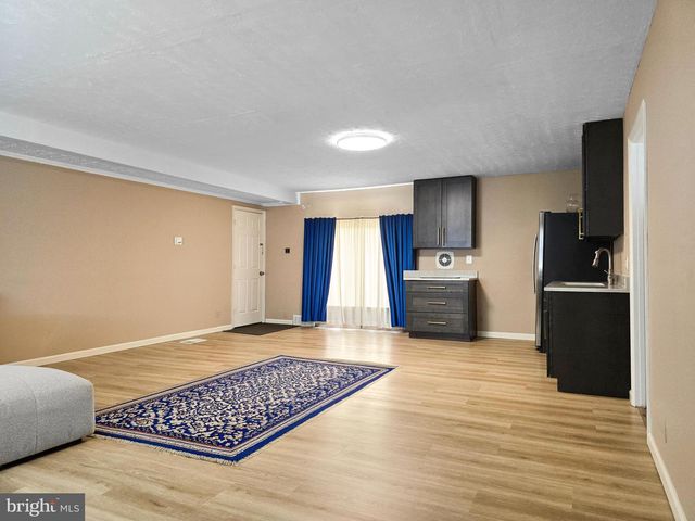 6421 INWOOD DR, Springfield, VA 22150