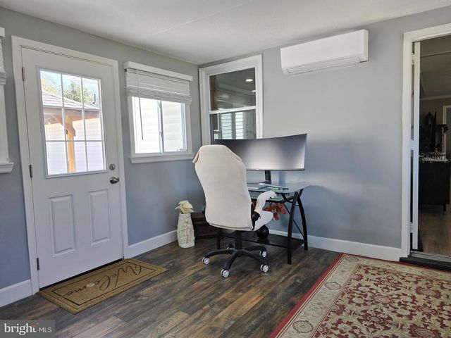 6421 INWOOD DR, Springfield, VA 22150