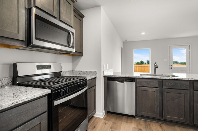 405 Patton Lane, Venus, TX 76084