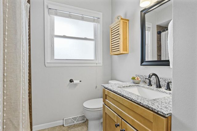 4309 Portland Parkway, Madison, WI 53714