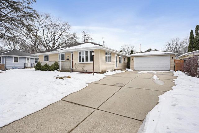 4309 Portland Parkway, Madison, WI 53714