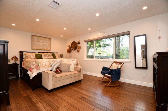 9102 Meaux Drive, Houston, TX 77031