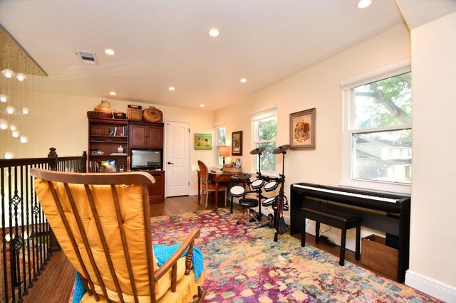 9102 Meaux Drive, Houston, TX 77031