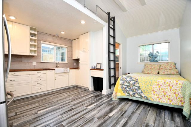 9102 Meaux Drive, Houston, TX 77031