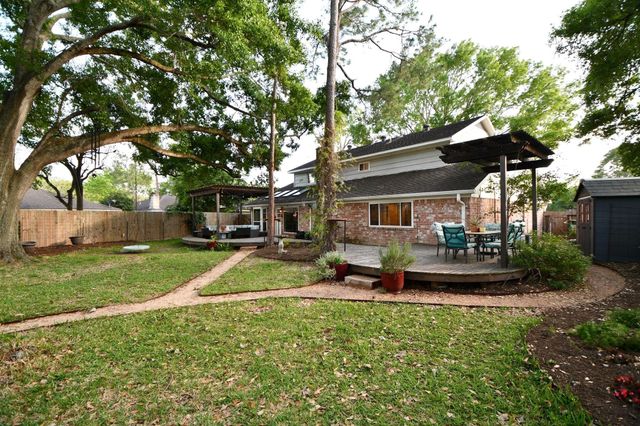 9102 Meaux Drive, Houston, TX 77031