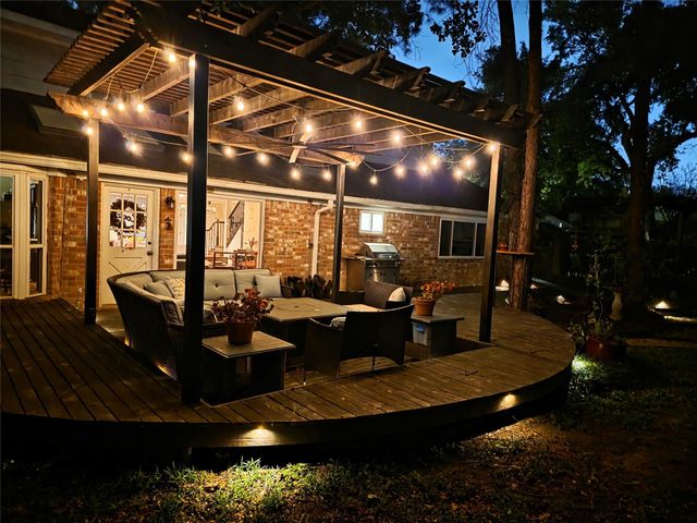 9102 Meaux Drive, Houston, TX 77031