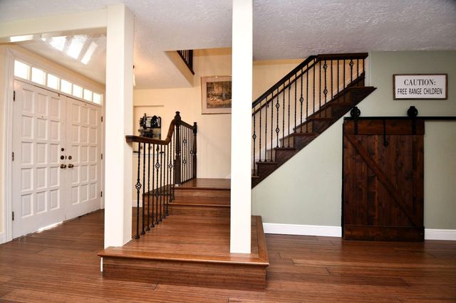 9102 Meaux Drive, Houston, TX 77031