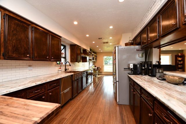 9102 Meaux Drive, Houston, TX 77031