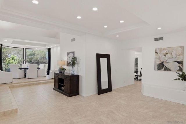 13024 Olmeda Court, San Diego, CA 92128