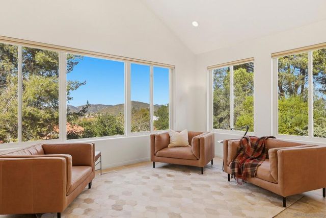 13024 Olmeda Court, San Diego, CA 92128