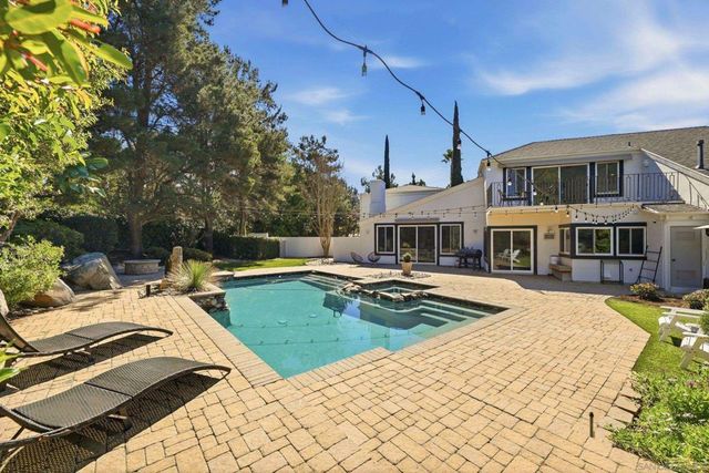 13024 Olmeda Court, San Diego, CA 92128