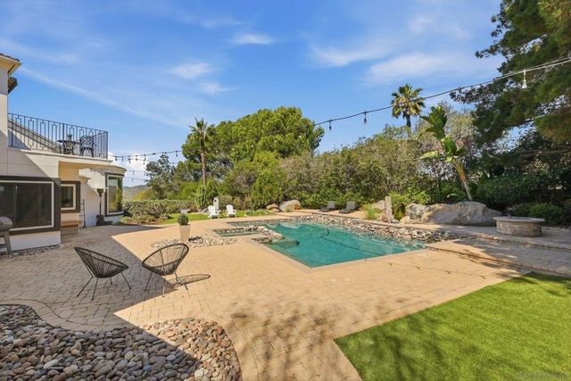 13024 Olmeda Court, San Diego, CA 92128