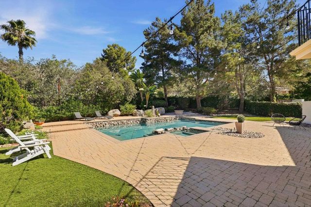 13024 Olmeda Court, San Diego, CA 92128