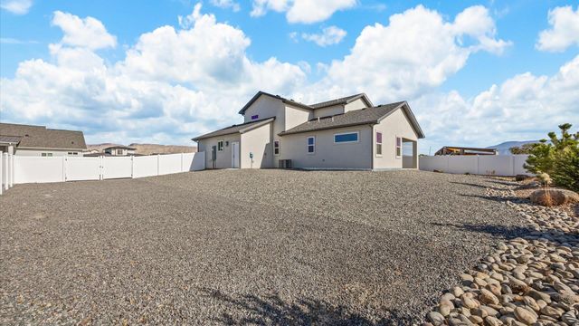 579 Fledgefield Drive, Grand Junction, CO 81506