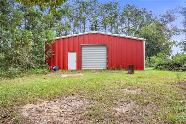 617 Macedonia Rd., Petal, MS 39465