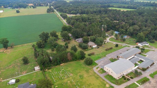 617 Macedonia Rd., Petal, MS 39465