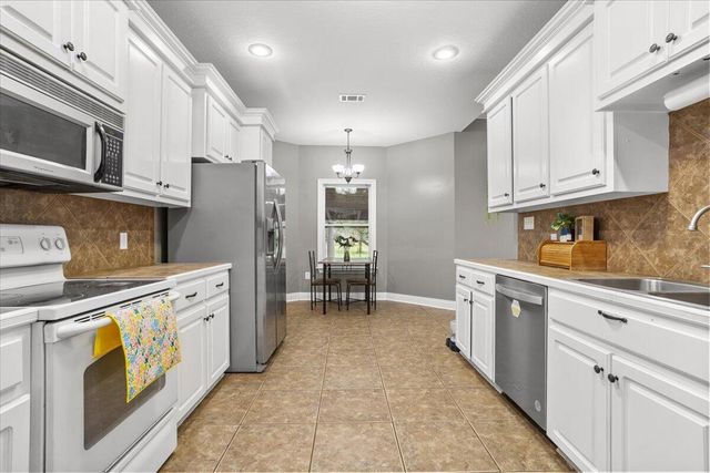 617 Macedonia Rd., Petal, MS 39465