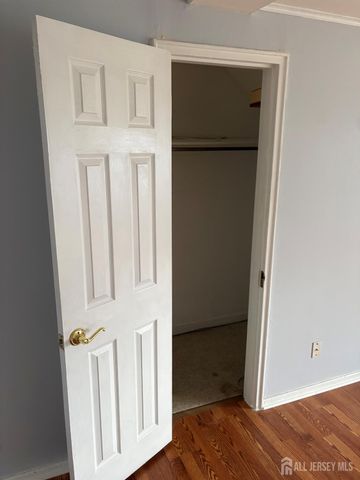 16-A Garfieldpark, Edison, NJ 08837