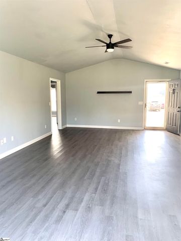 27 Acklen Drive, Simpsonville, SC 29681