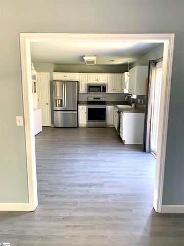 27 Acklen Drive, Simpsonville, SC 29681