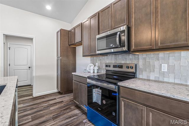 1512 Louisiana Drive, Herculaneum, MO 63048