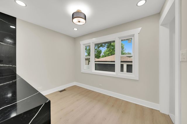 153 W 27th Place, South Chicago Heights, IL 60411