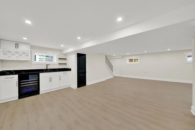 153 W 27th Place, South Chicago Heights, IL 60411