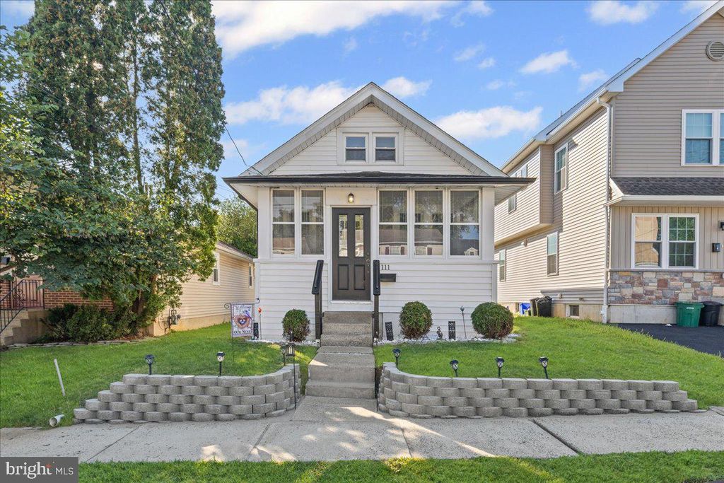 111 RIDGE BLVD, Brookhaven, PA 19015