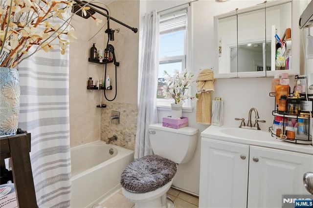 159 Brook Avenue, Passaic, NJ 07055