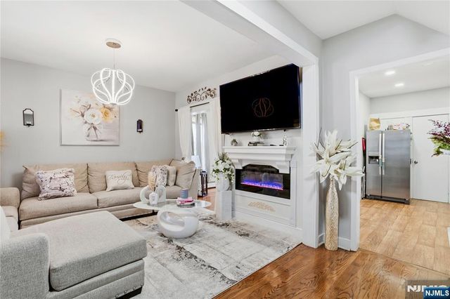159 Brook Avenue, Passaic, NJ 07055