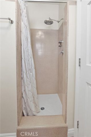 22841 Mariano Street, Woodland Hills (los Angeles), CA 91367