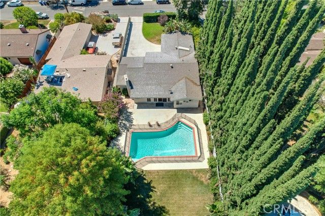 22841 Mariano Street, Woodland Hills (los Angeles), CA 91367