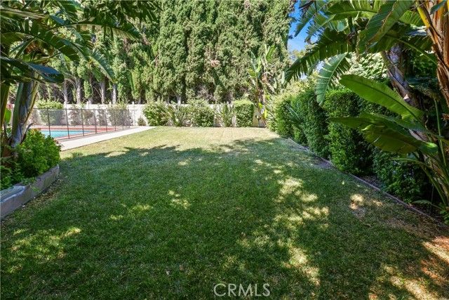 22841 Mariano Street, Woodland Hills (los Angeles), CA 91367