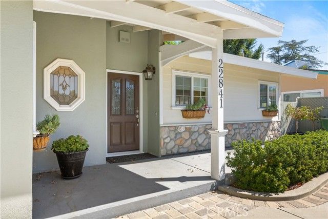 22841 Mariano Street, Woodland Hills (los Angeles), CA 91367