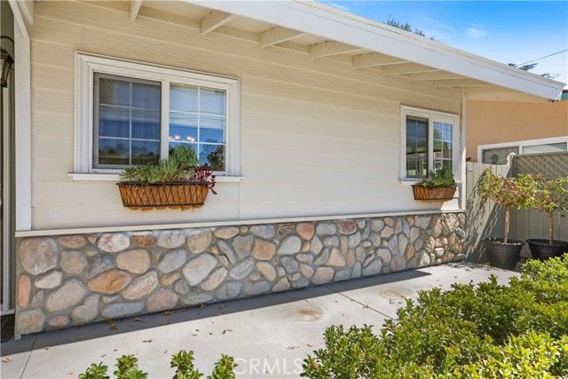 22841 Mariano Street, Woodland Hills (los Angeles), CA 91367