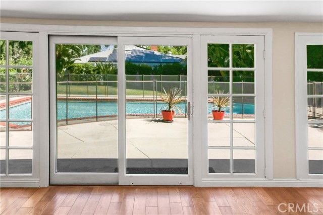 22841 Mariano Street, Woodland Hills (los Angeles), CA 91367