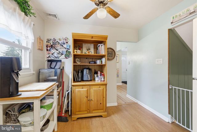 401 RED BARN RD, Willow Grove, PA 19090