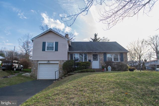 401 RED BARN RD, Willow Grove, PA 19090