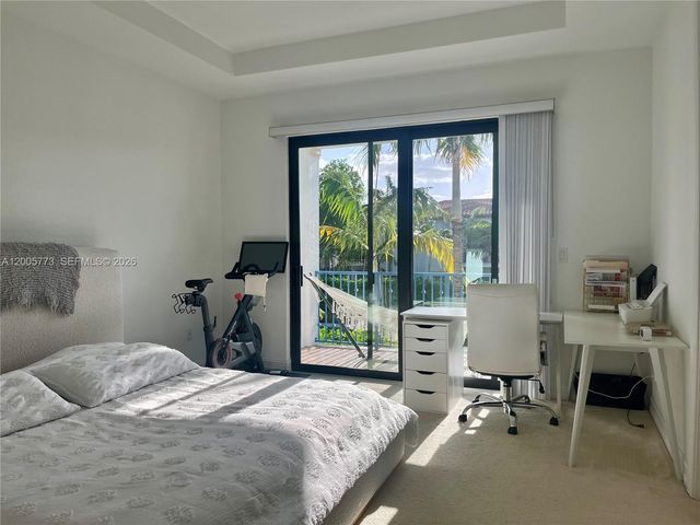 1346 SW 113th Ter 1346, Pembroke Pines, FL 33025