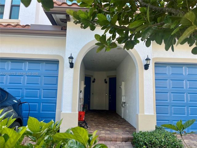 1346 SW 113th Ter 1346, Pembroke Pines, FL 33025