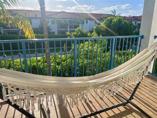 1346 SW 113th Ter 1346, Pembroke Pines, FL 33025