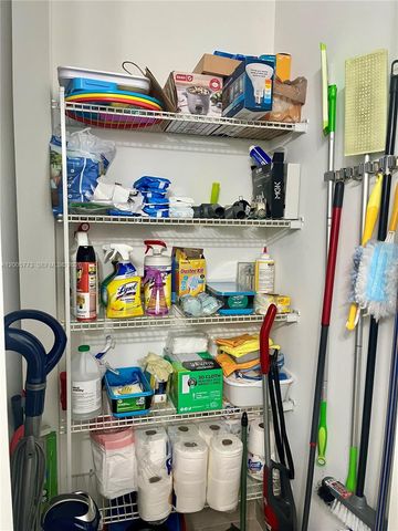 1346 SW 113th Ter 1346, Pembroke Pines, FL 33025