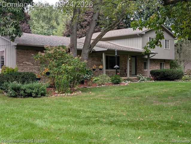 6601 Hemlock Court, Brighton, MI 48116