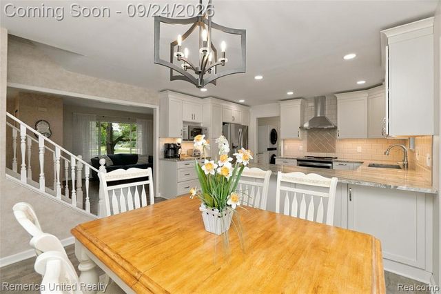 6601 Hemlock Court, Brighton, MI 48116